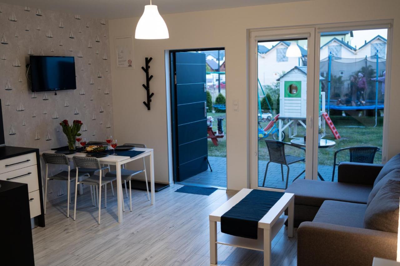 Karwia Marina Apartamenty Exterior foto